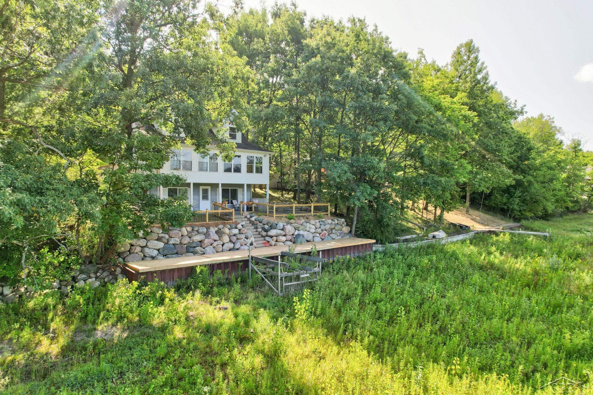main property photo 57