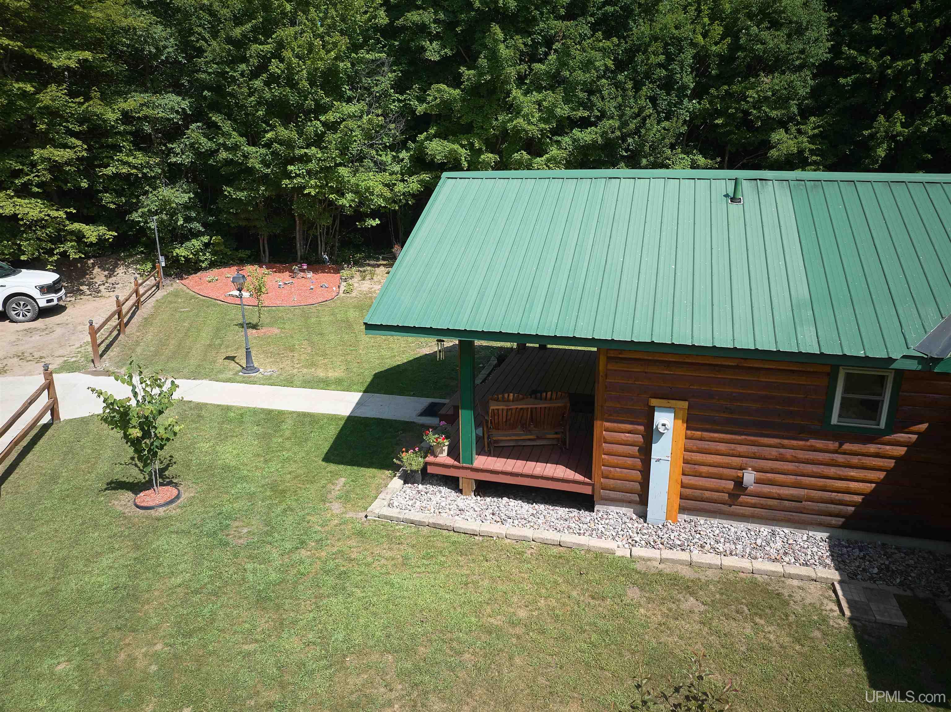main property photo 51
