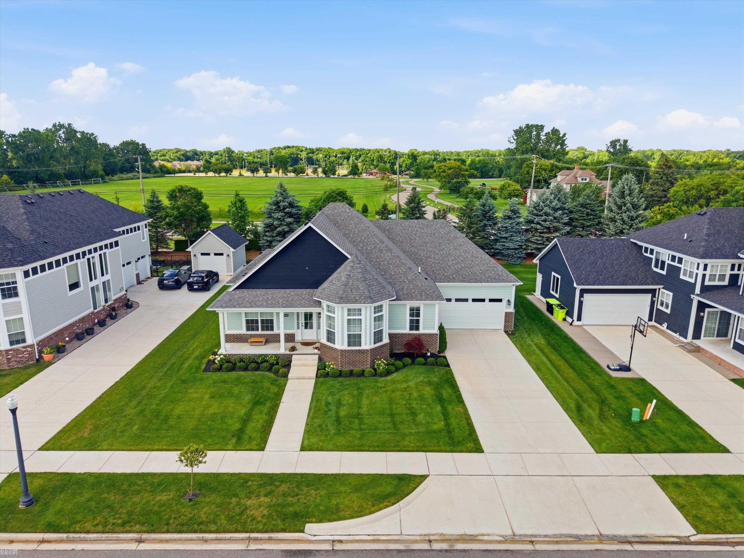 main property photo 58