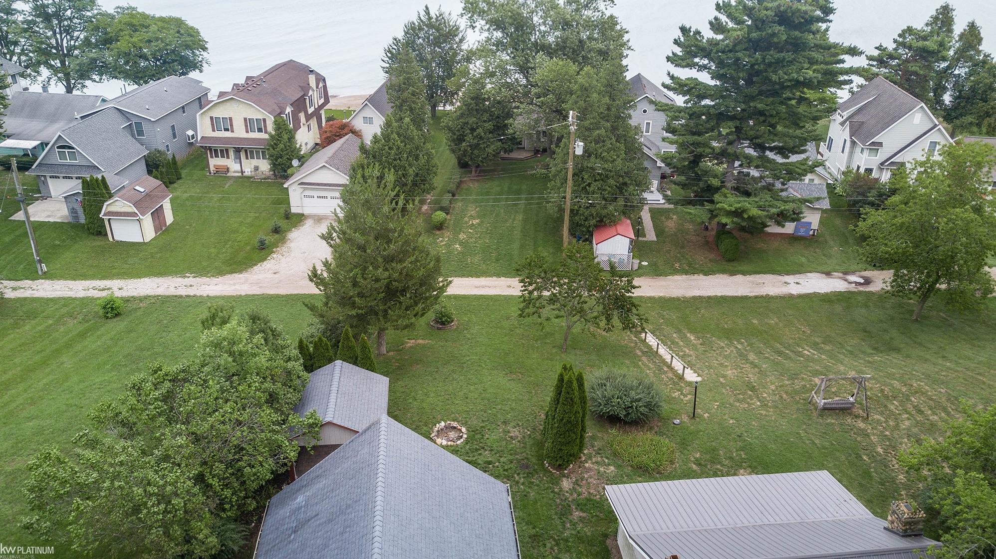 main property photo 47