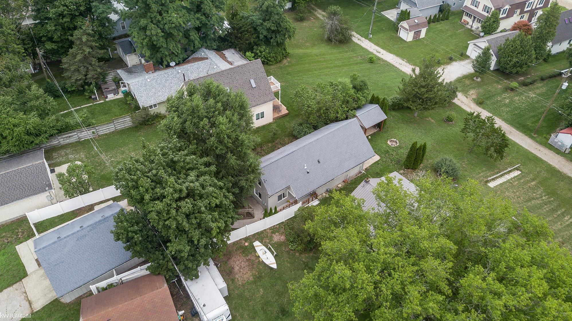 main property photo 51