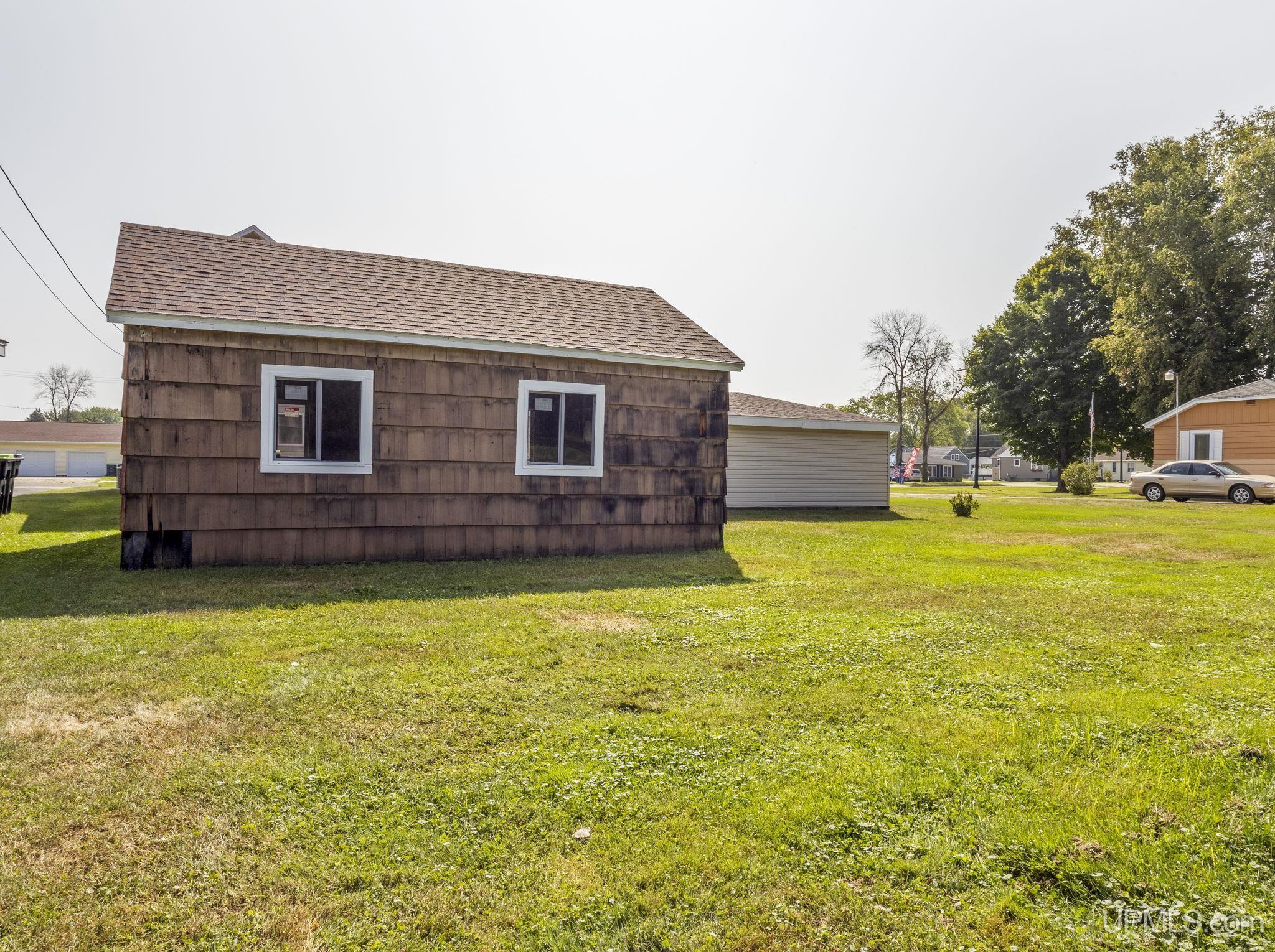main property photo 18