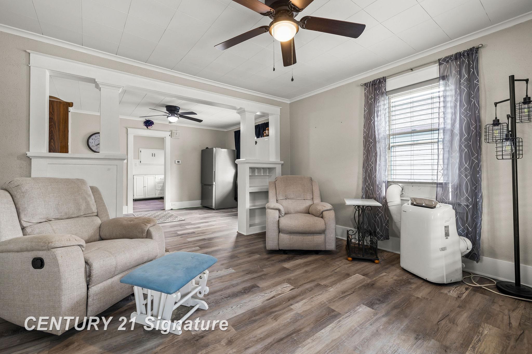 main property photo 4