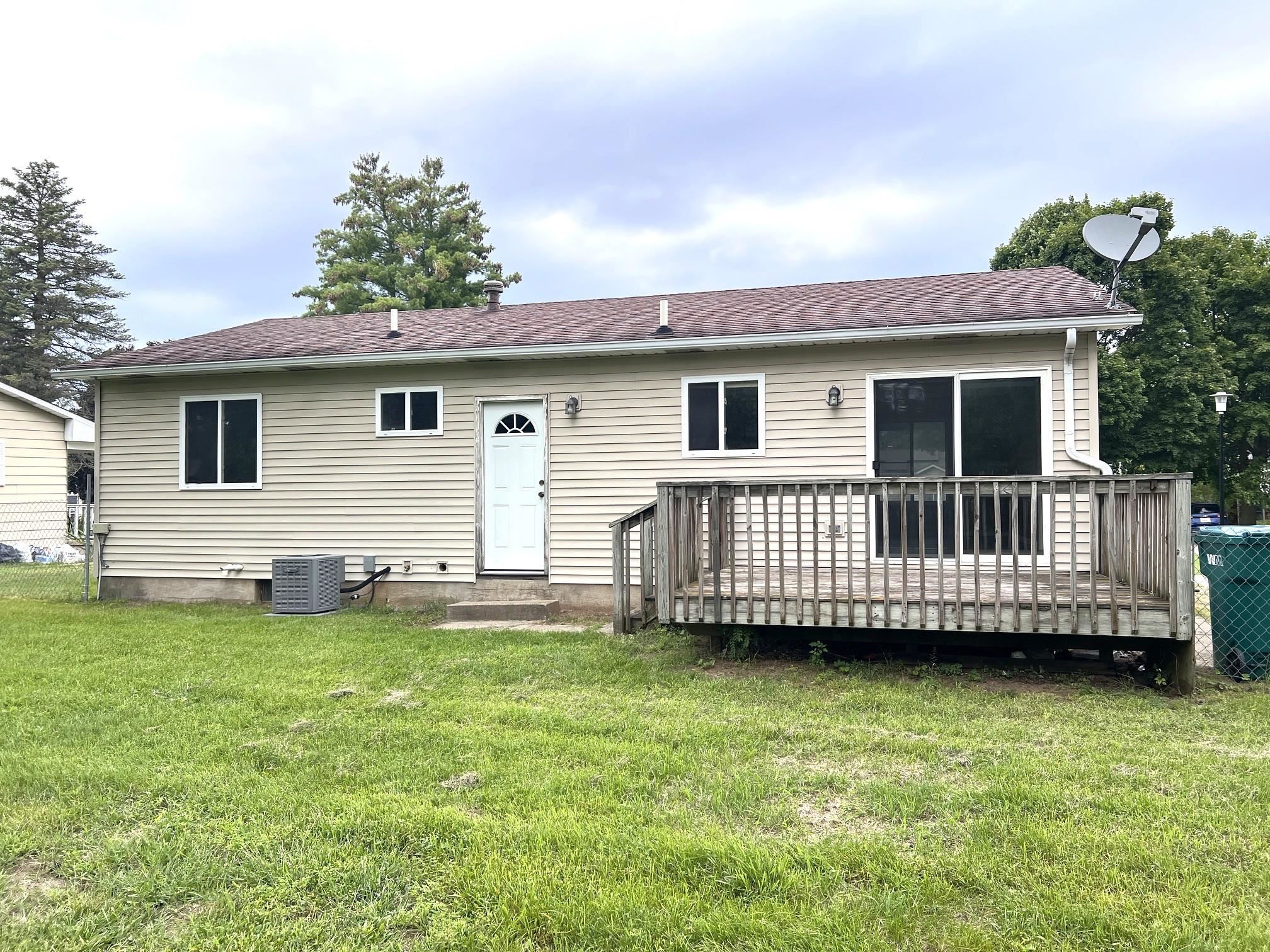 main property photo 15