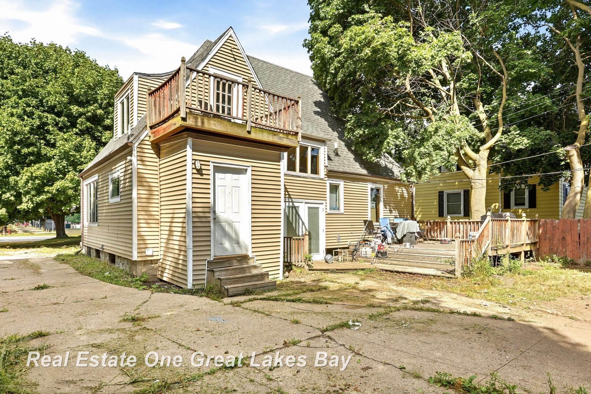 main property photo 26