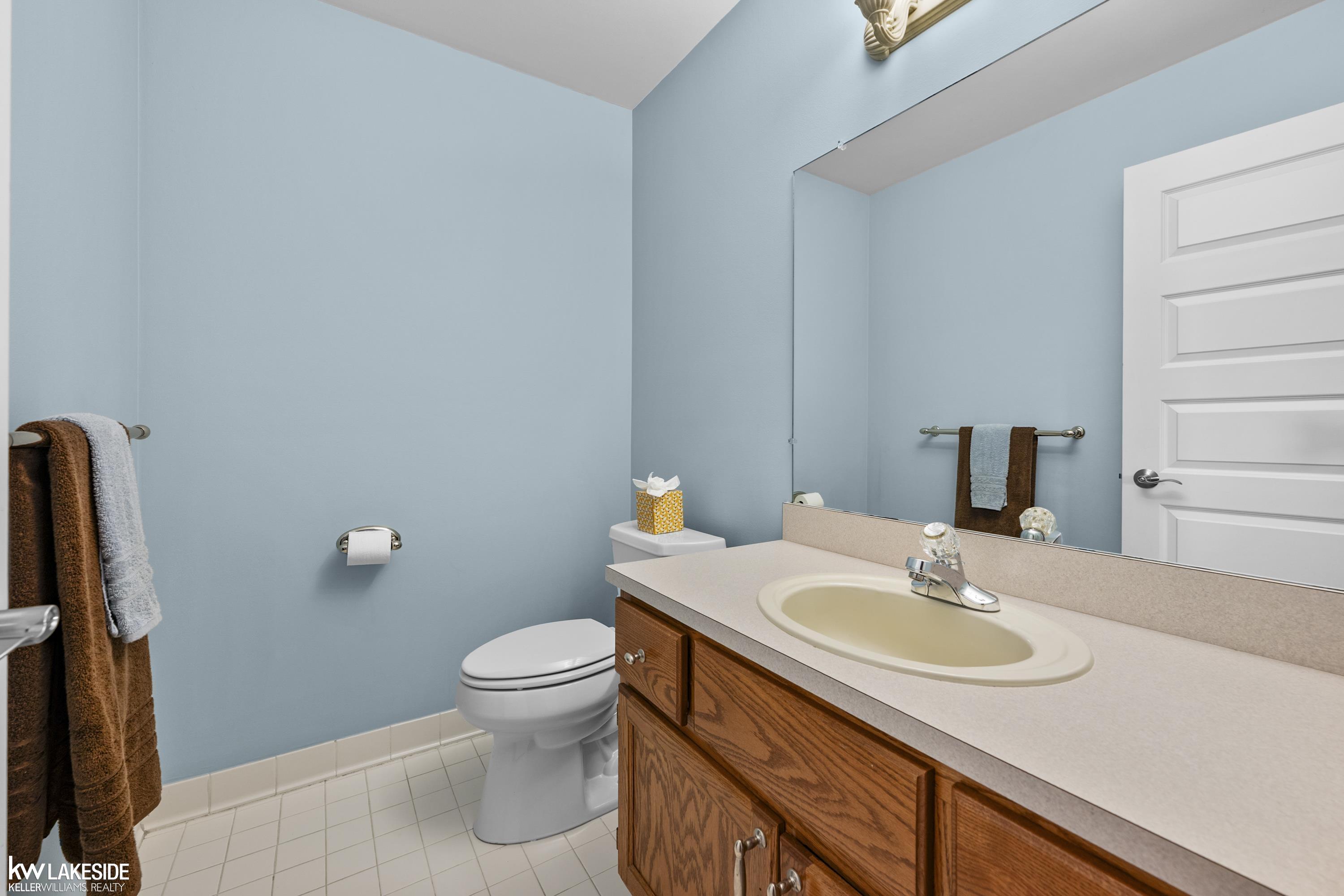 main property photo 16