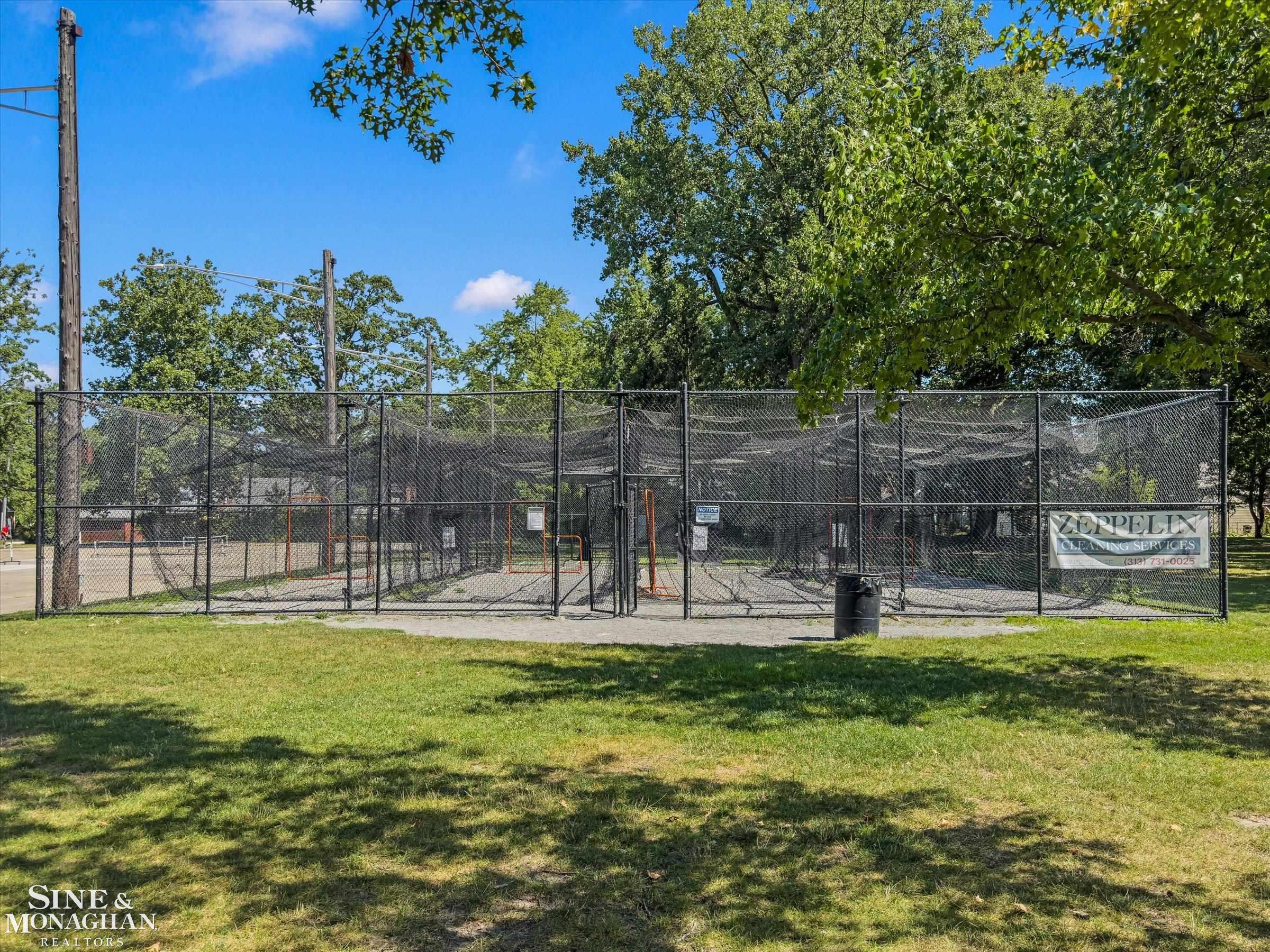 main property photo 33