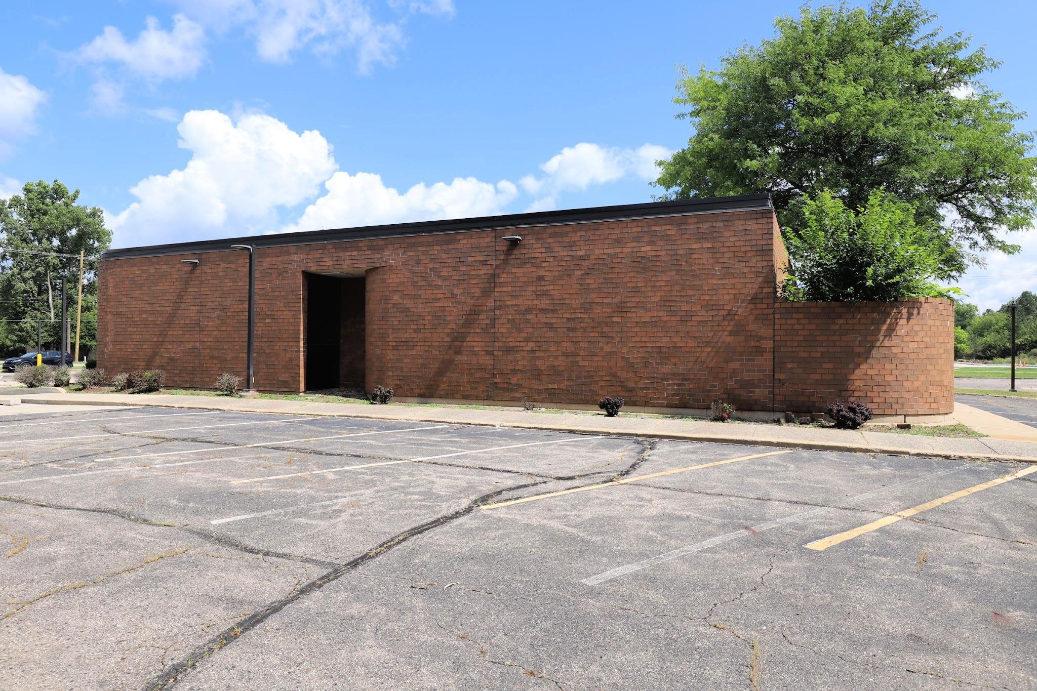 main property photo 23