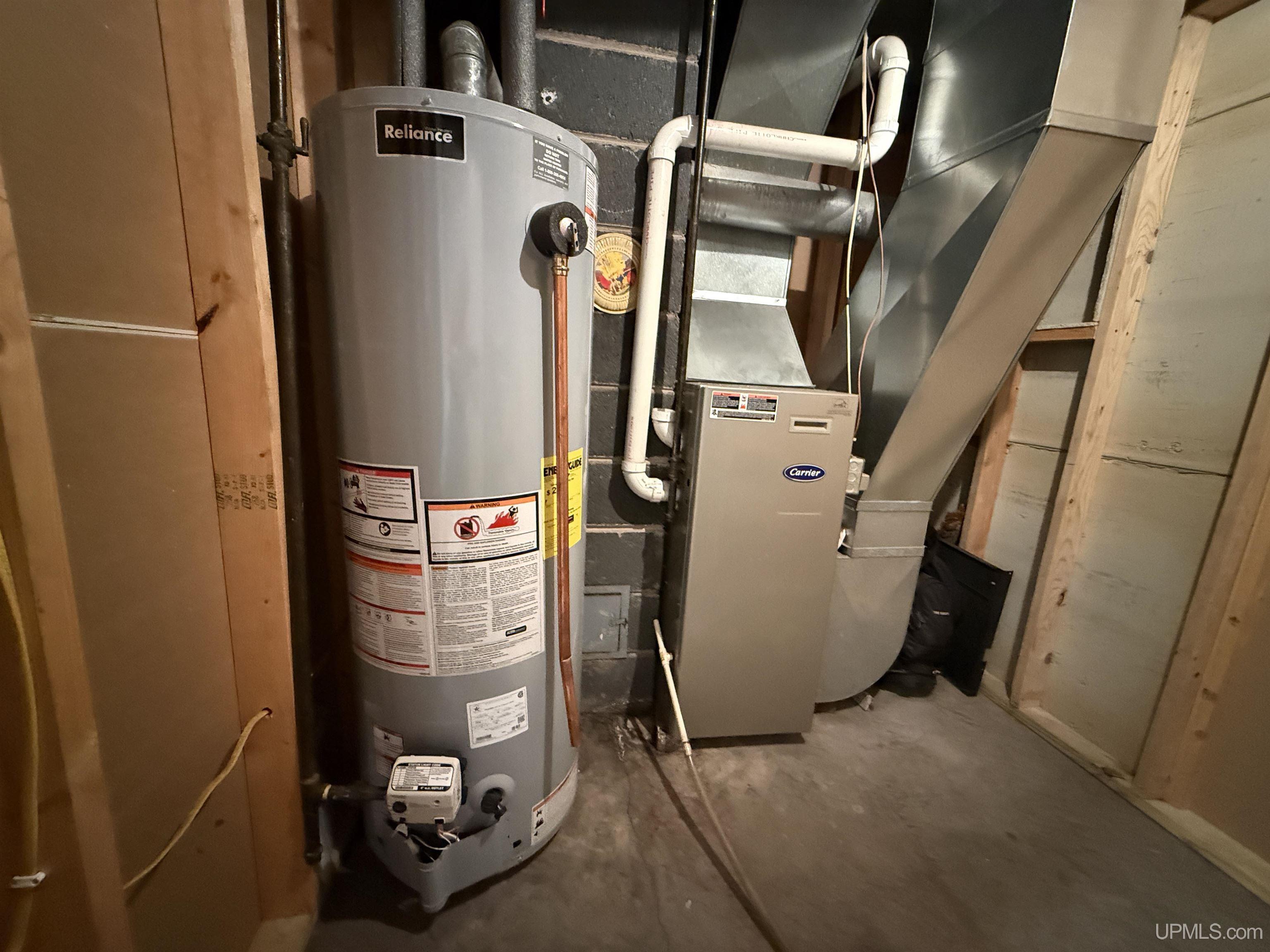 main property photo 30