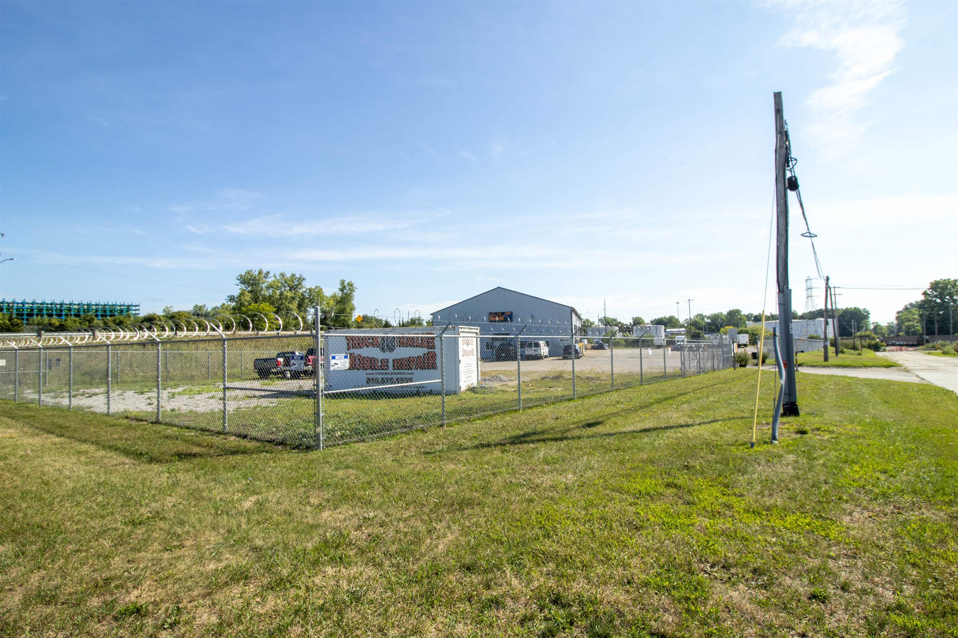 main property photo 43