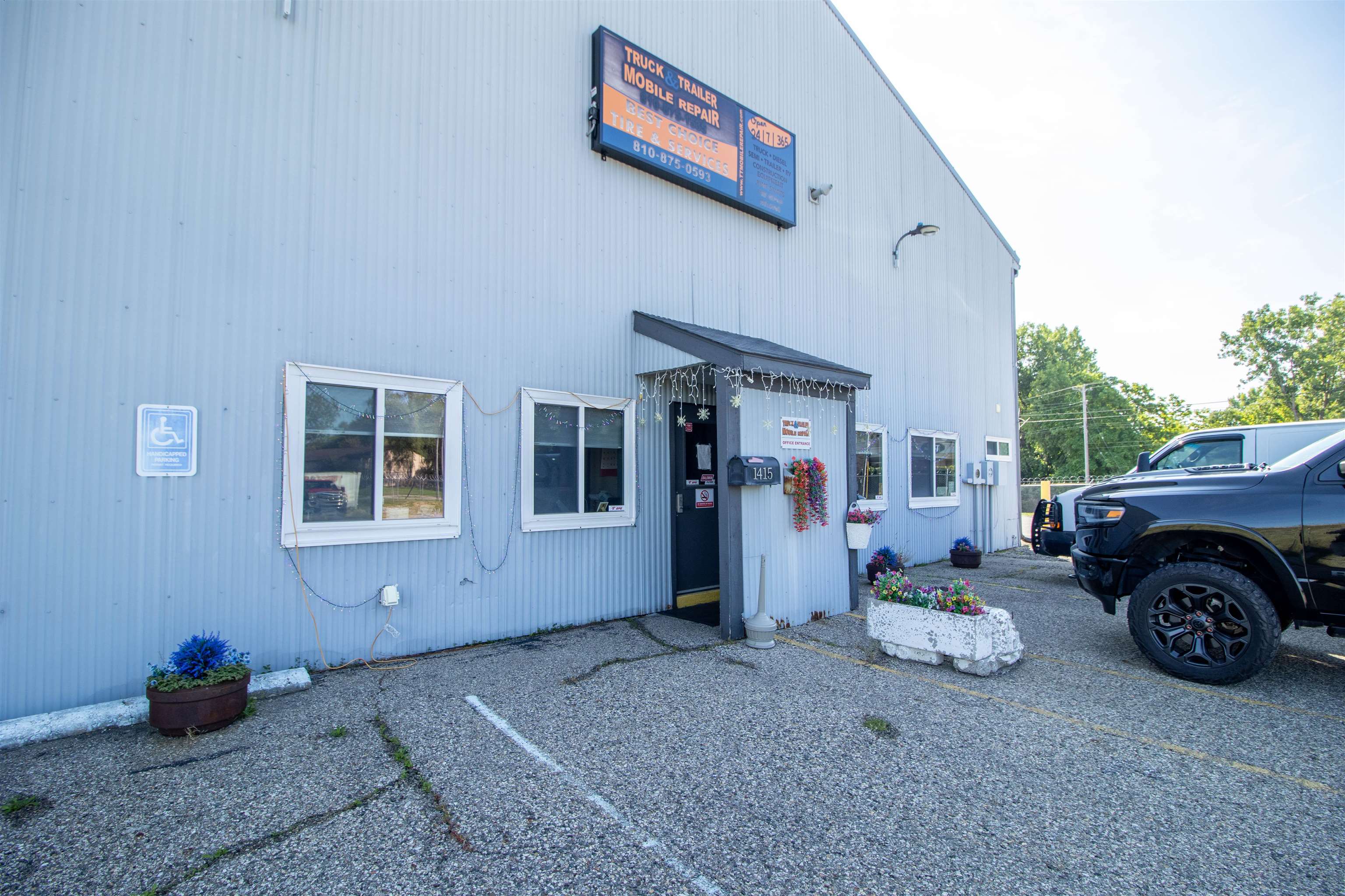 main property photo 44