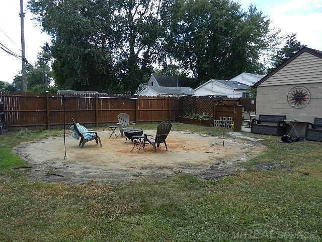 main property photo 35