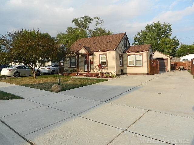 main property photo 72