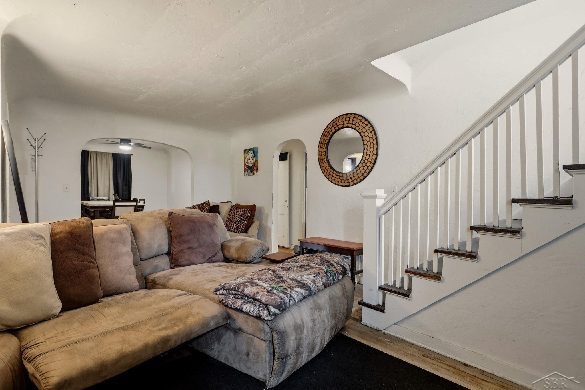 main property photo 8