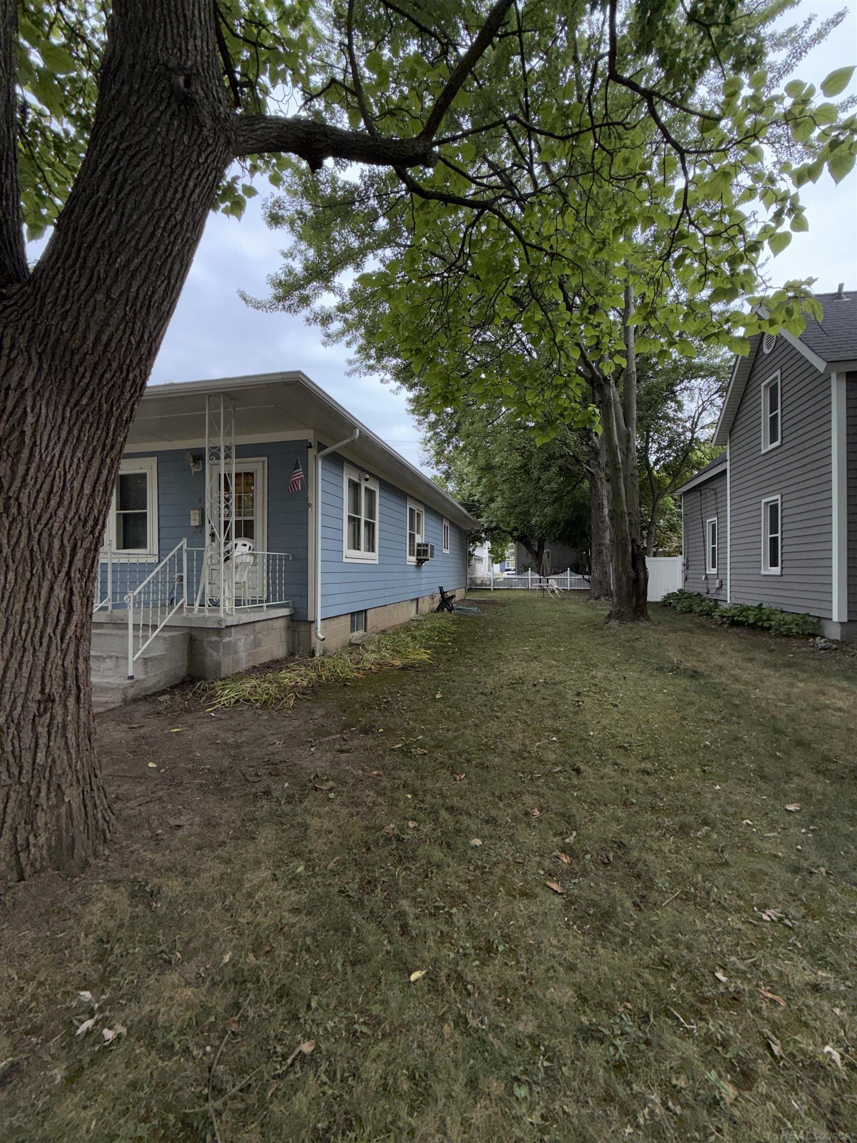 main property photo 17