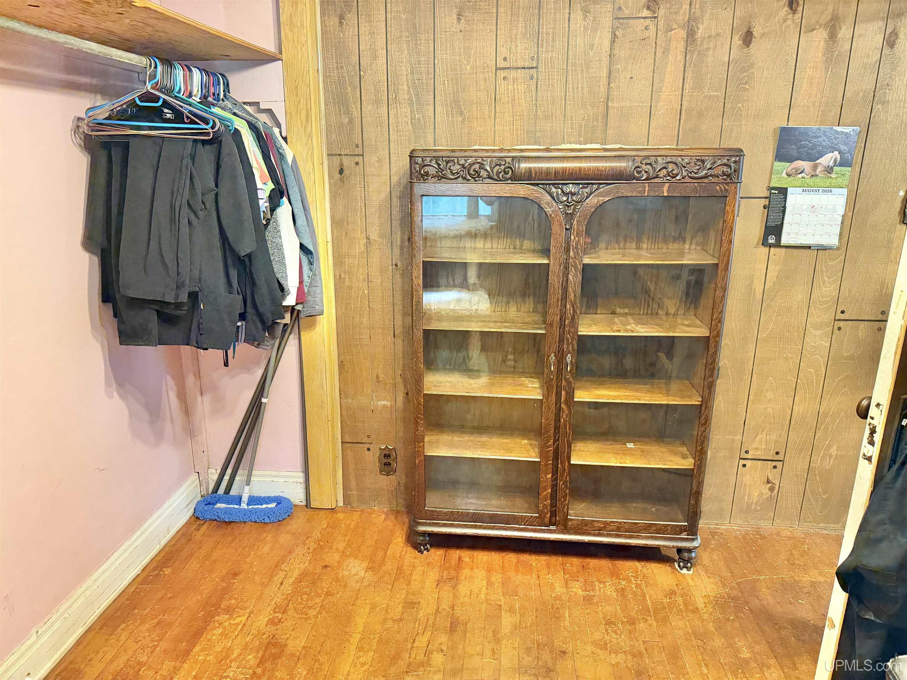 main property photo 12