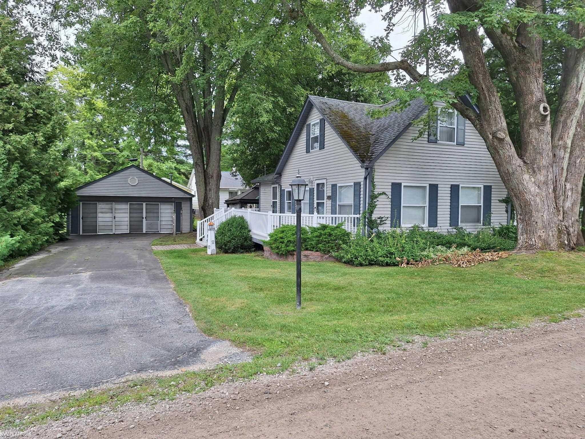 main property photo 0