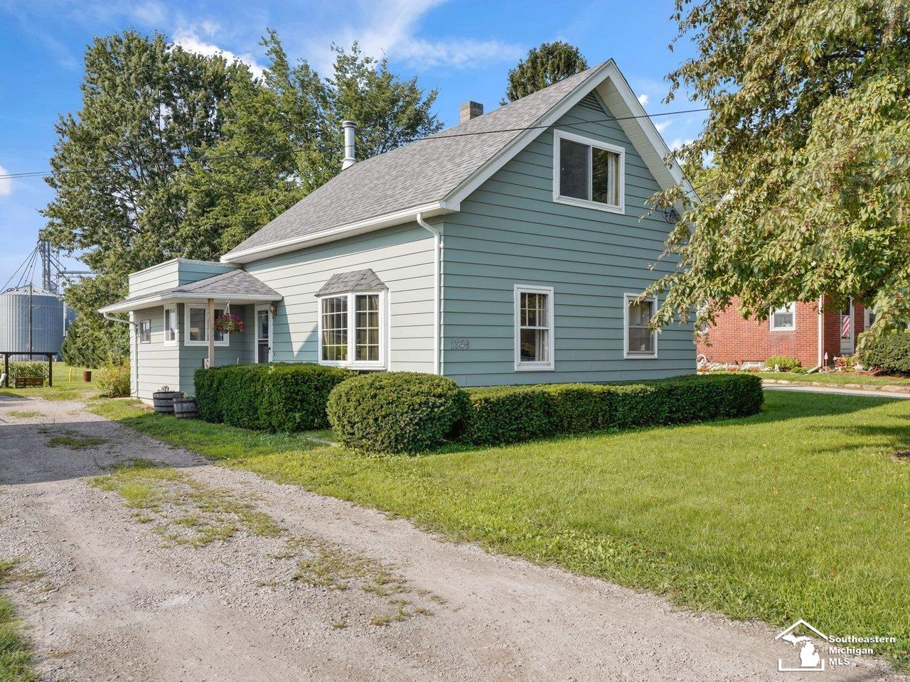 main property photo 0