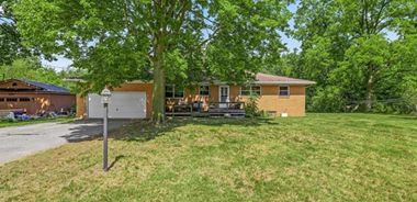 image of property with 3 Bed | 2 Bath | 1,247 Sqft
