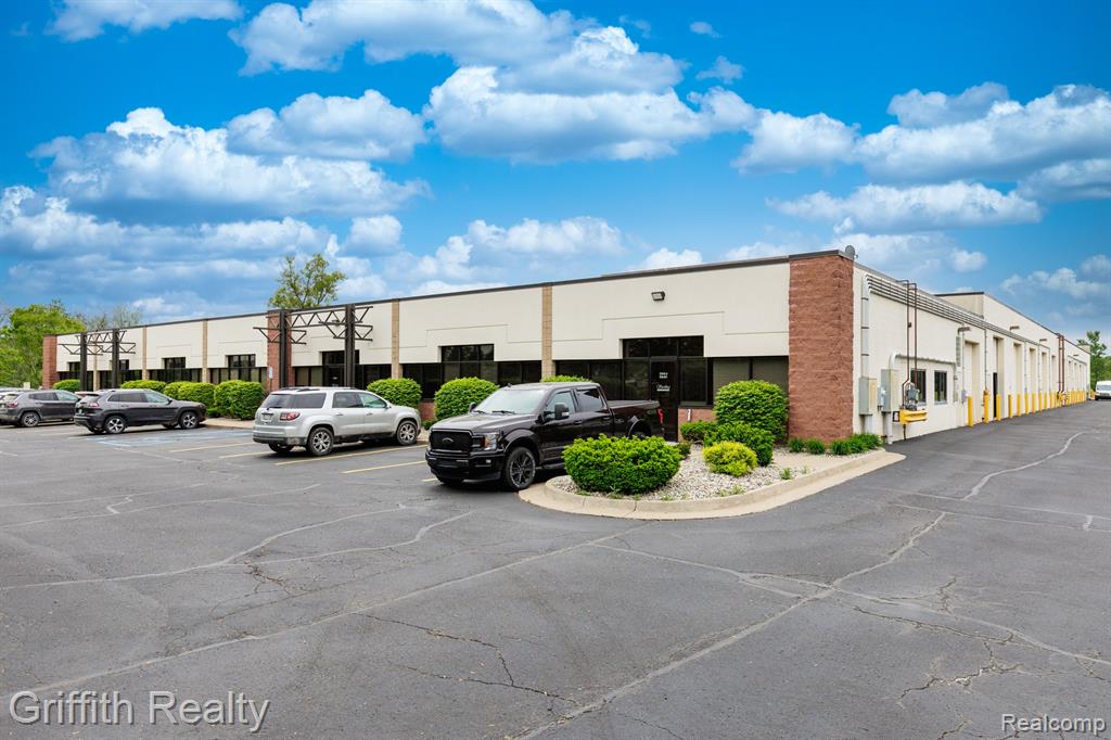 main property photo 4