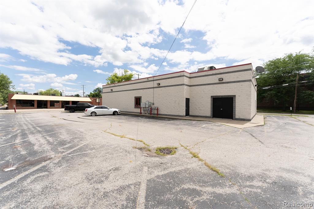 main property photo 20
