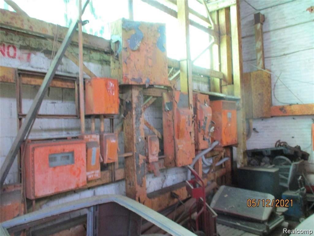 main property photo 12