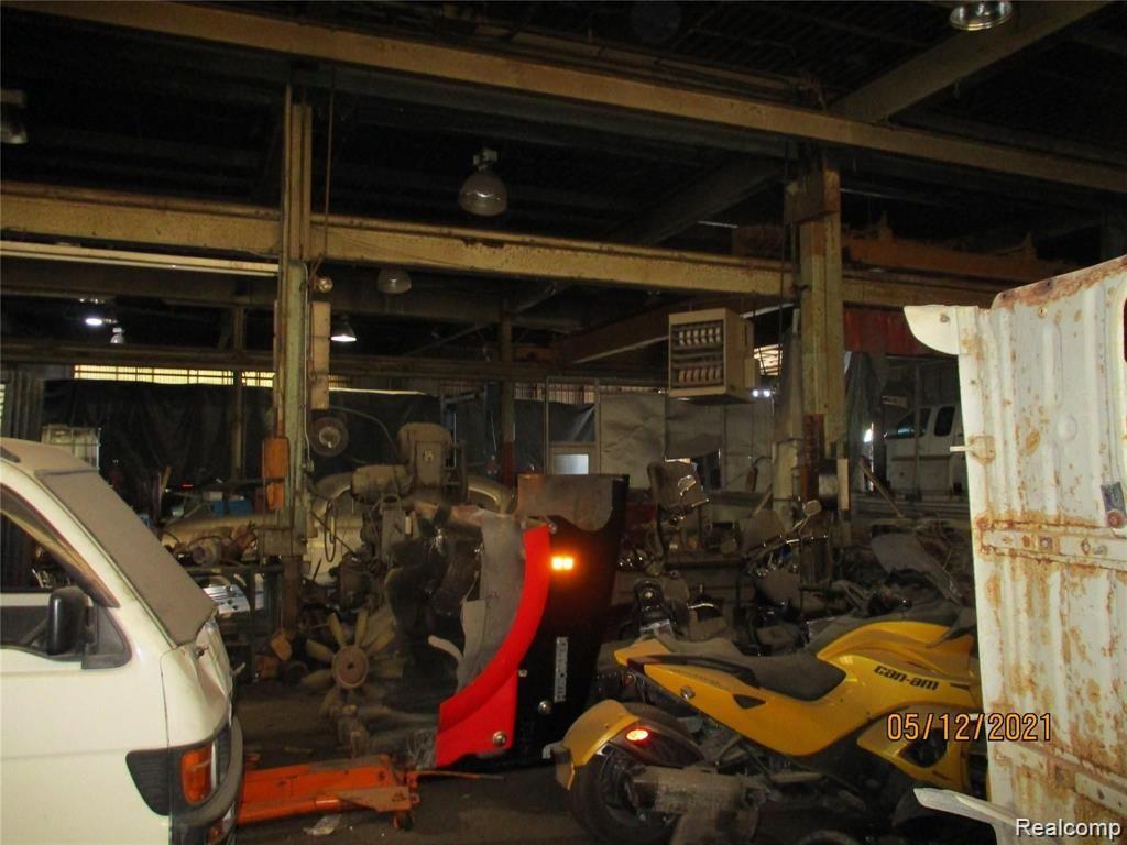 main property photo 5