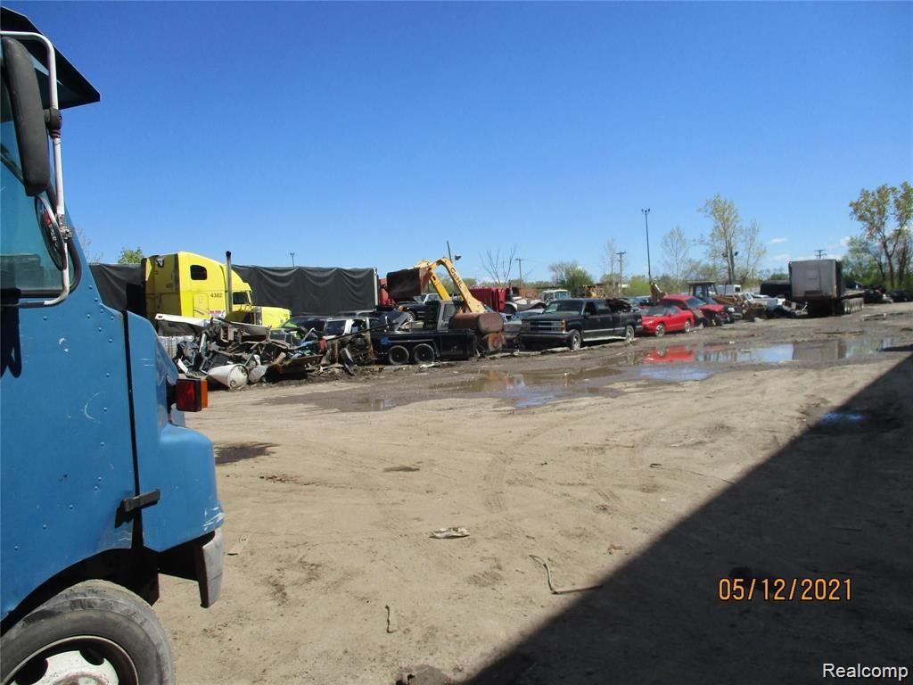 main property photo 8