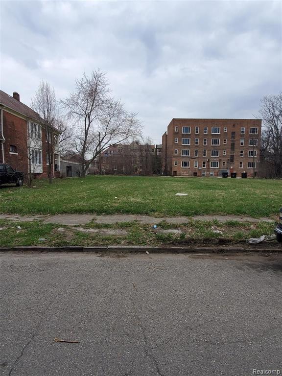 main property photo 3