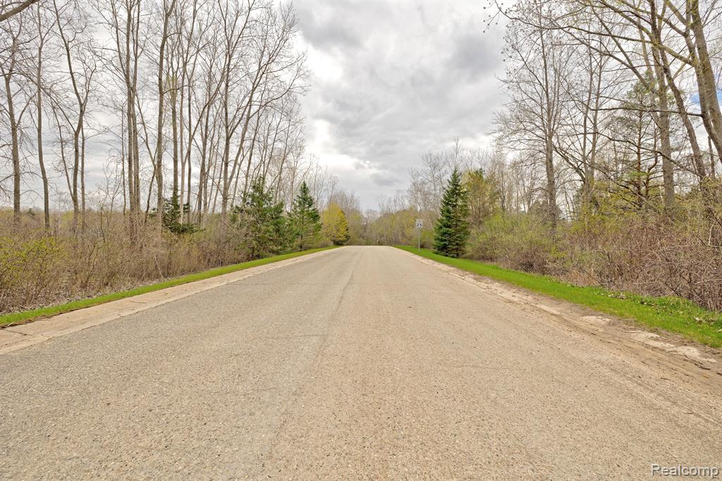 main property photo 23