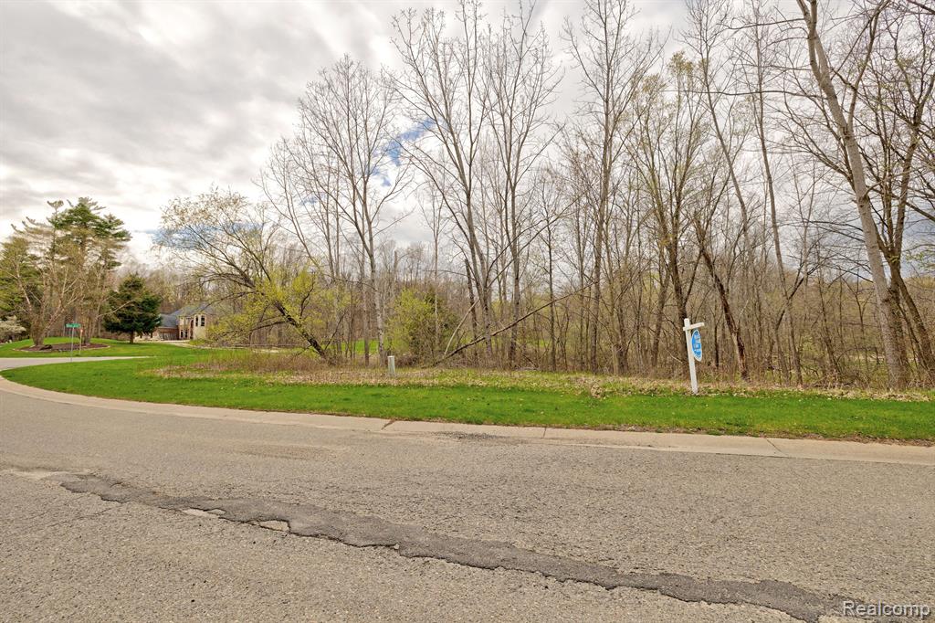 main property photo 31