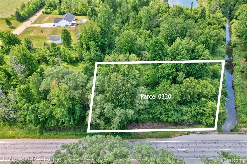main property photo 16