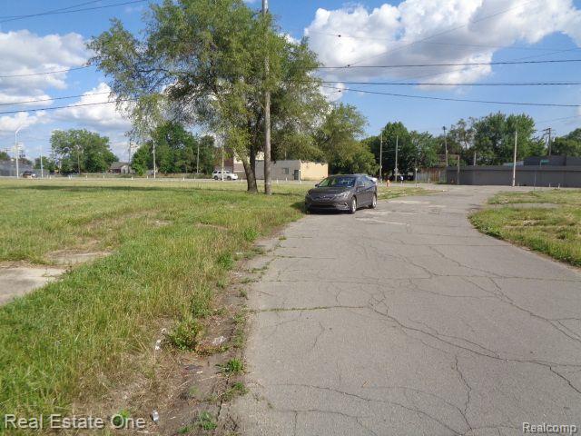 main property photo 6