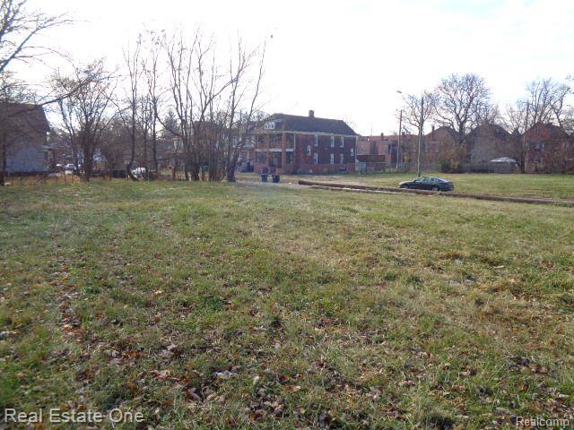 main property photo 6
