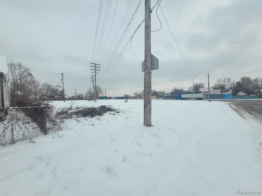main property photo 7