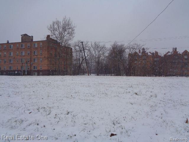 main property photo 4