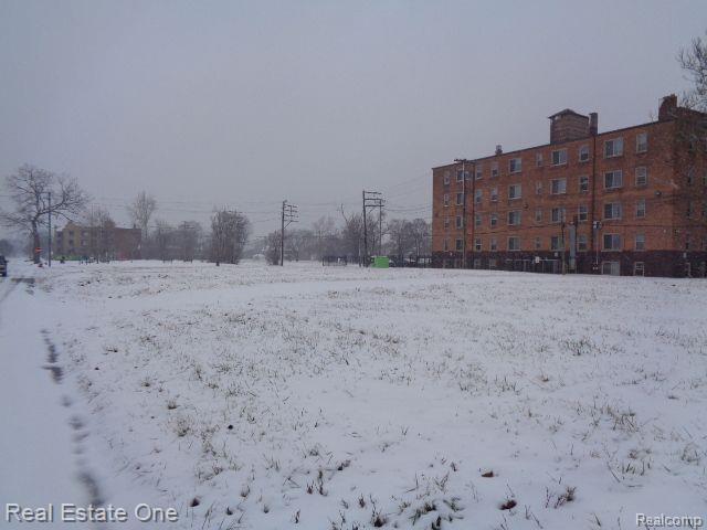 main property photo 5