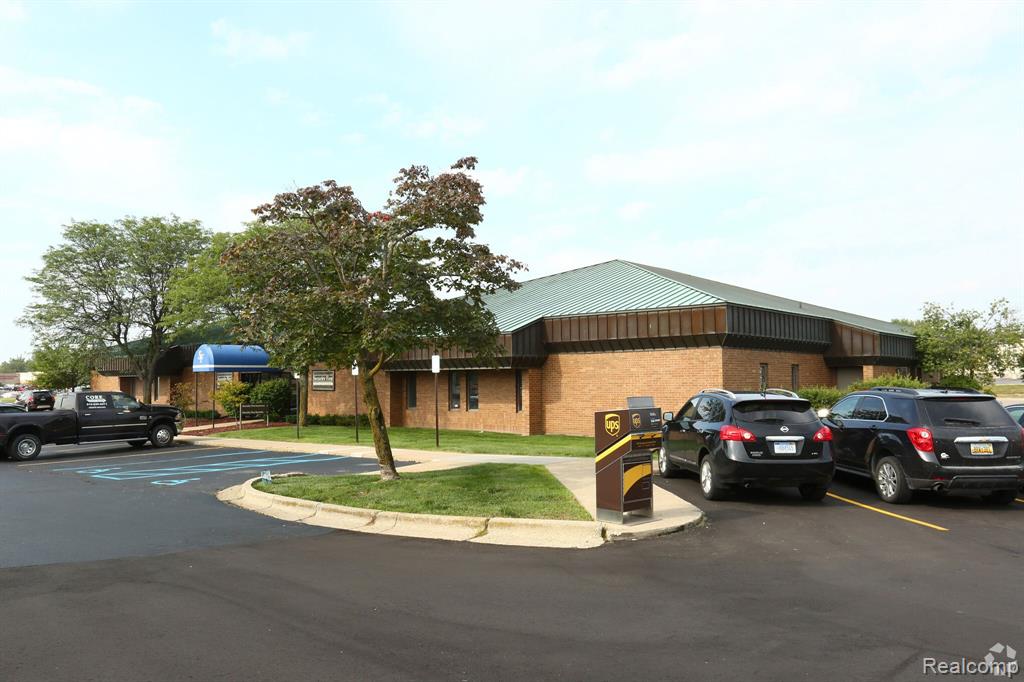 main property photo 3