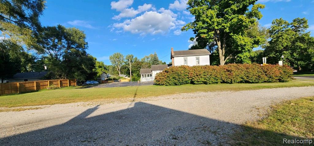 main property photo 14