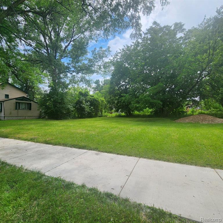 main property photo 3