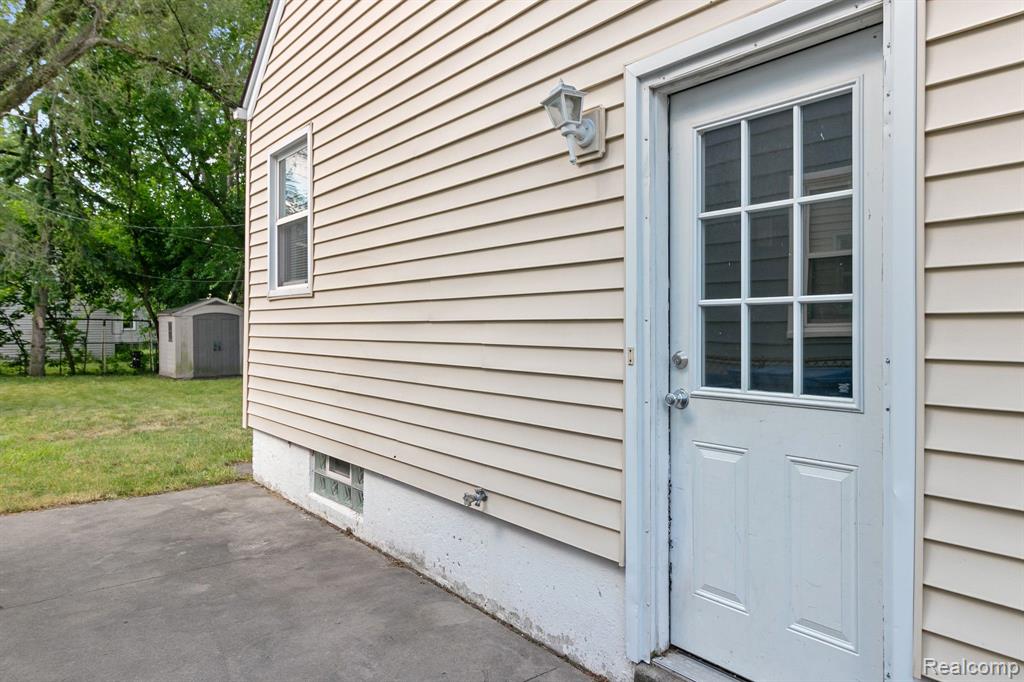 main property photo 21