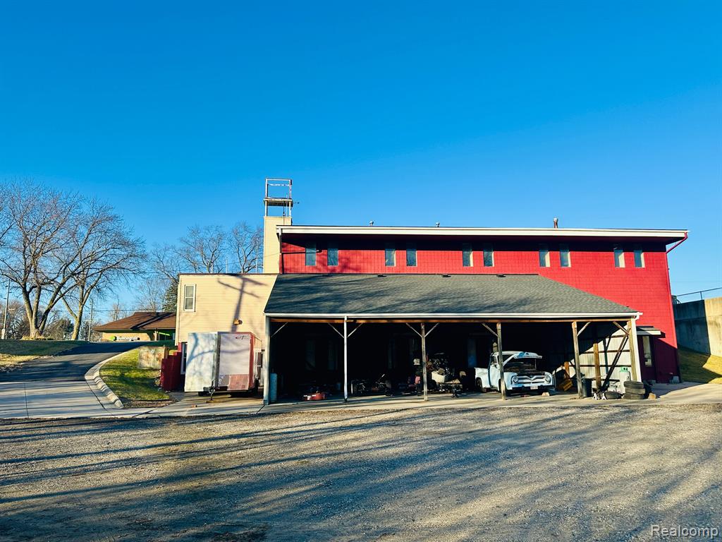 main property photo 22