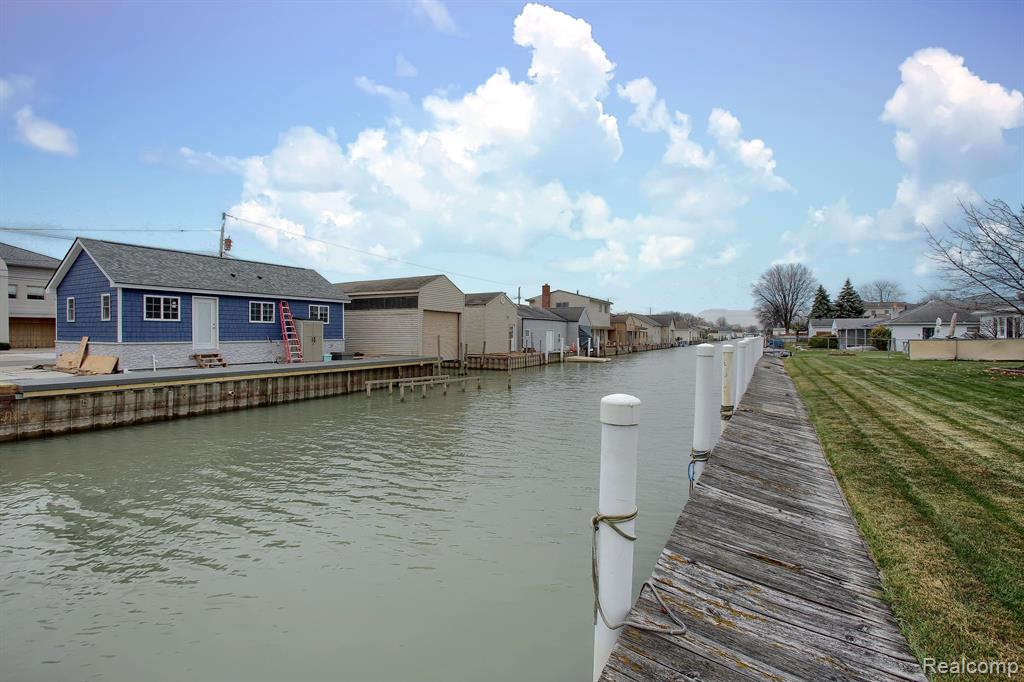 main property photo 61