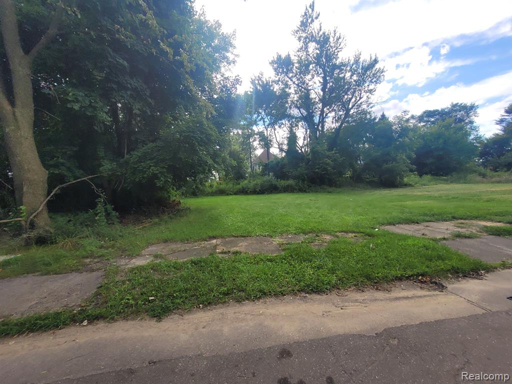 main property photo 5