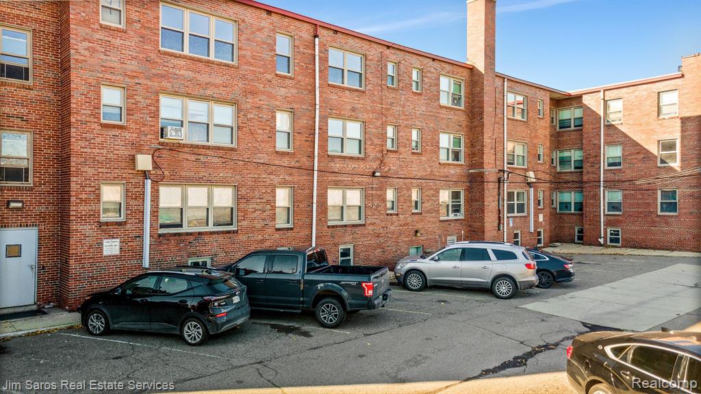 main property photo 10