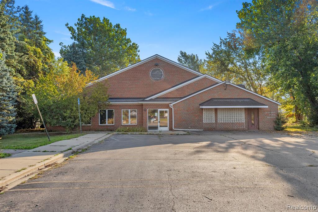 main property photo 2