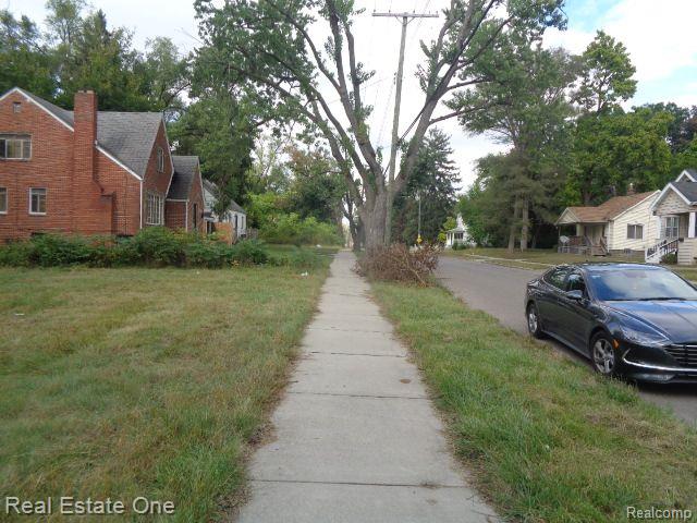 main property photo 9