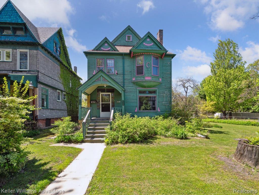 main property photo 42