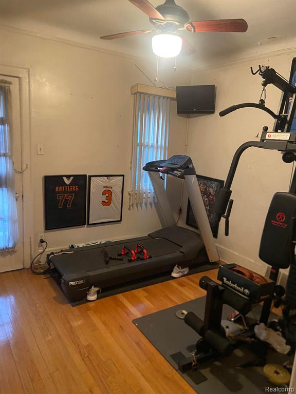main property photo 6