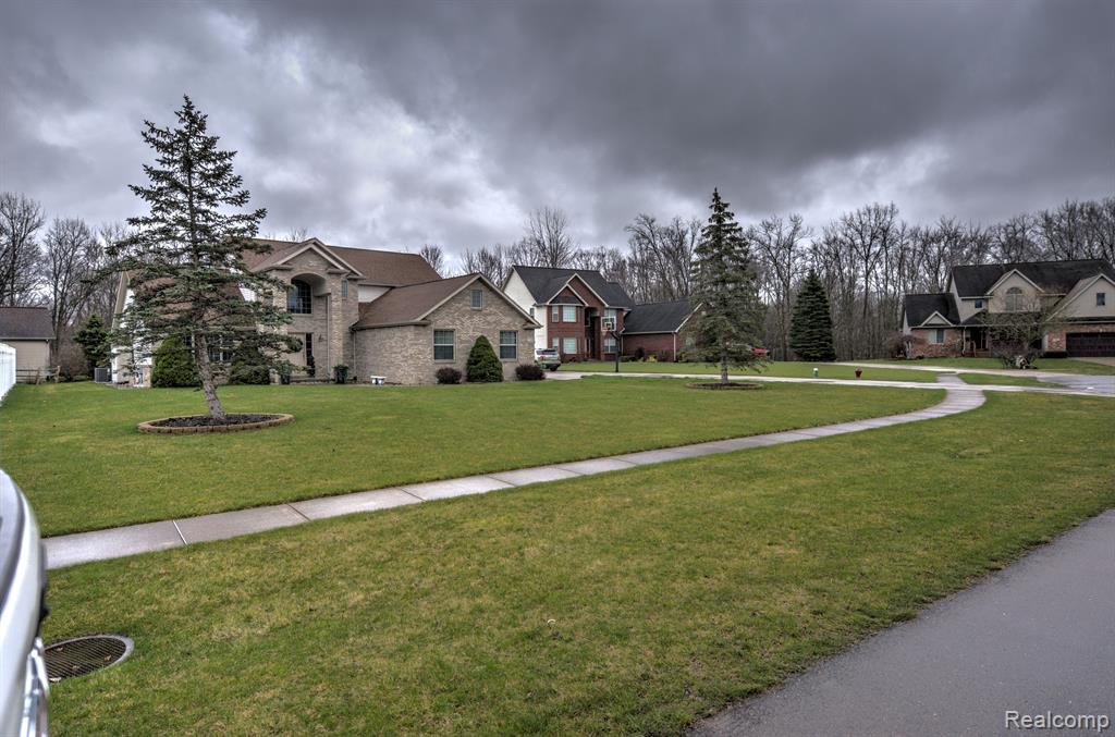 main property photo 6